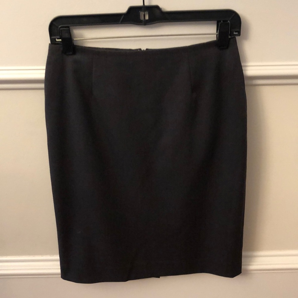 Anne Klein skirt – dark gray
